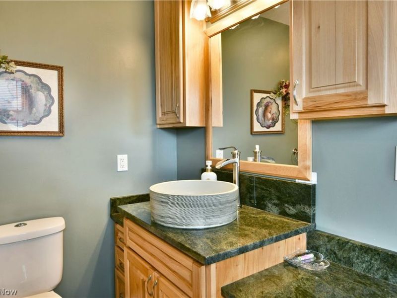 1460 Lake Vue Drive, Roaming Shores, OH 44085 Photo 38