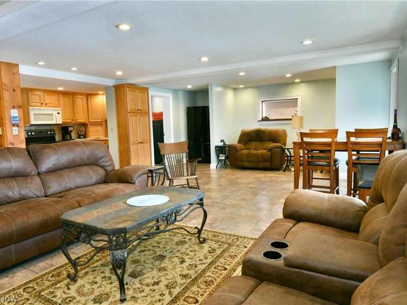 1460 Lake Vue Drive, Roaming Shores, OH 44085 Photo 47