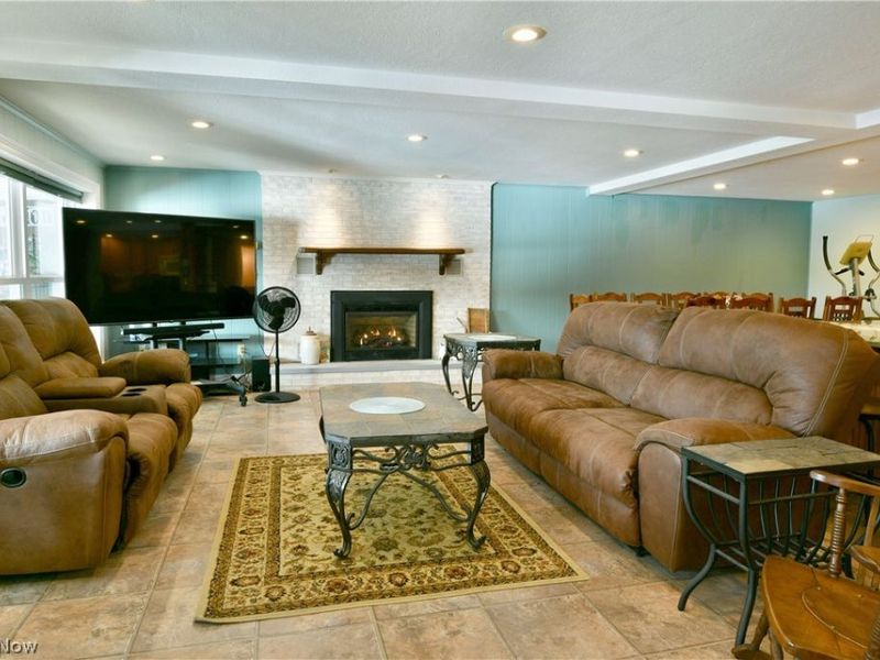 1460 Lake Vue Drive, Roaming Shores, OH 44085 Photo 48