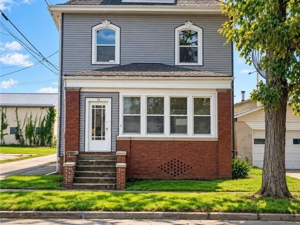 17 South Avenue SE, Massillon, OH 44646