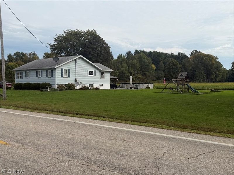 9458 State Route 46, North Bloomfield, OH 44450 Photo 2