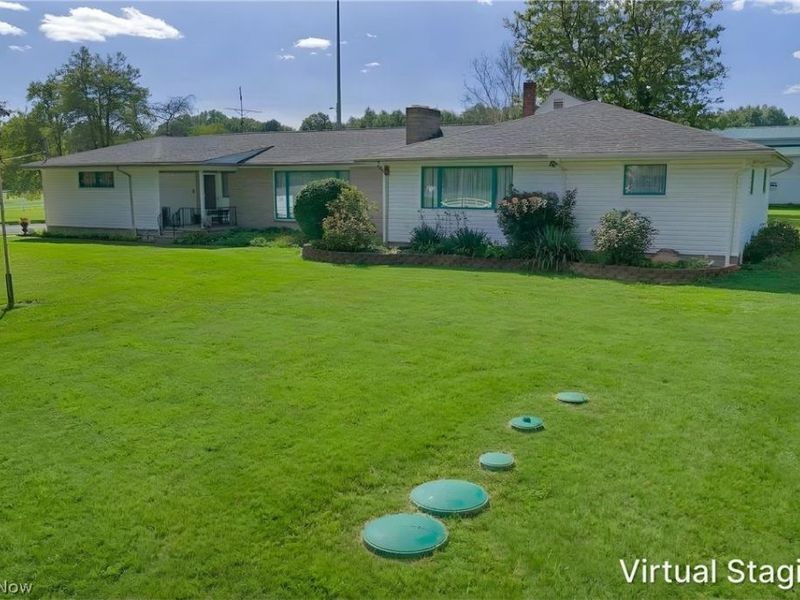 1325 Braceville Robinson Road, Southington, OH 44470 Photo 10