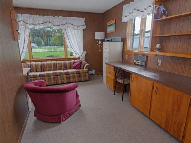 1325 Braceville Robinson Road, Southington, OH 44470 Photo 19