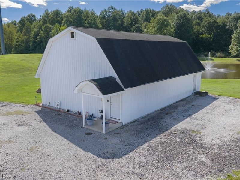 1325 Braceville Robinson Road, Southington, OH 44470 Photo 37