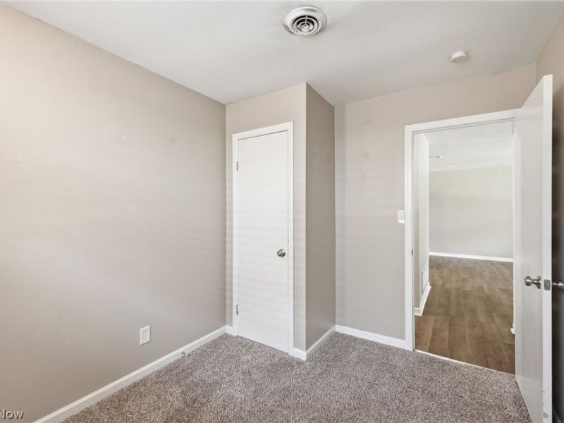1634 Vilardo Lane, Columbus, OH 43227 Photo 10