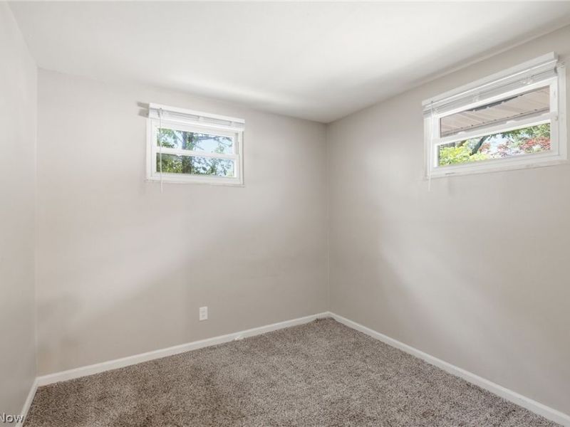 1634 Vilardo Lane, Columbus, OH 43227 Photo 12