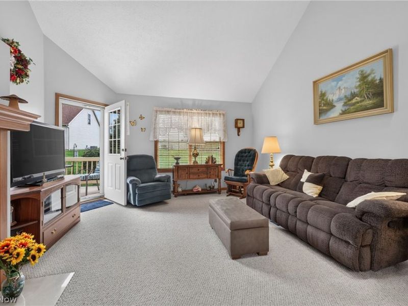 2043 Summer Evening Drive, Canal Fulton, OH 44614 Photo 8