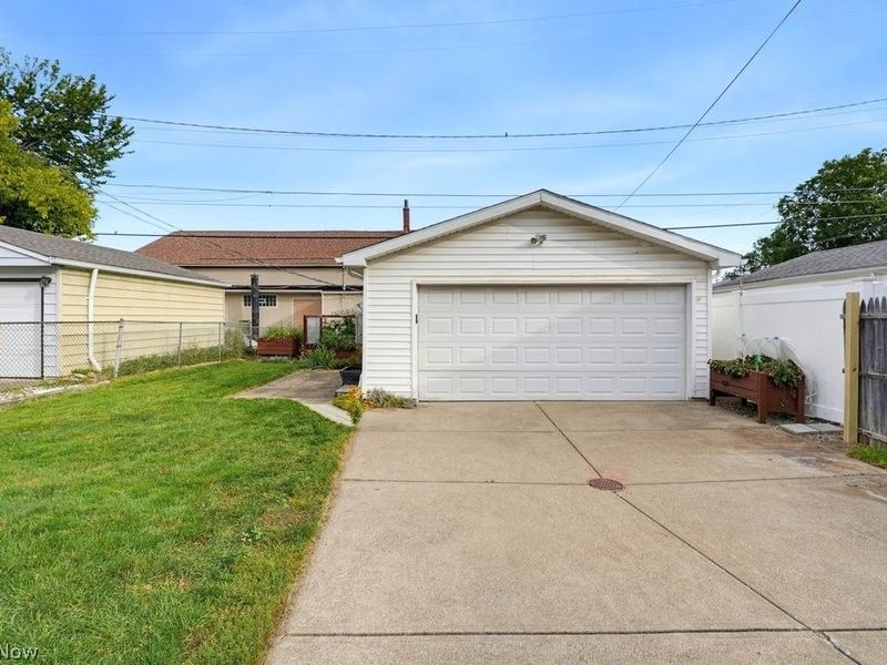 4214 Longwood Avenue, Parma, OH 44134 Photo 24