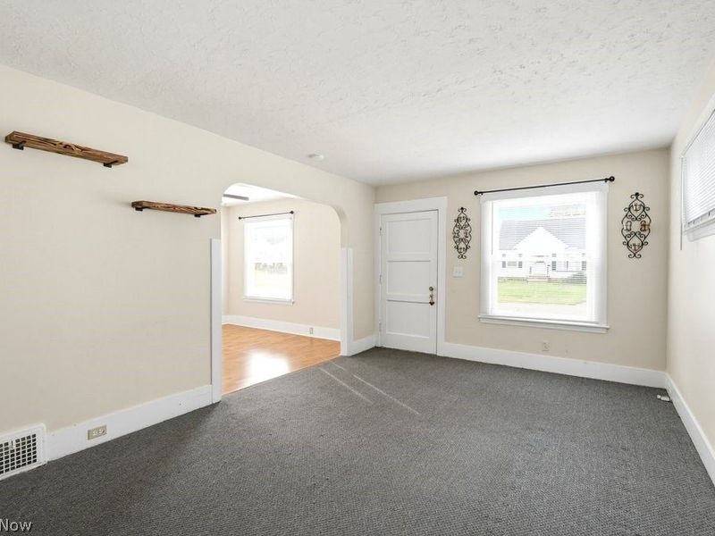 4214 Longwood Avenue, Parma, OH 44134 Photo 3