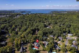 226 Cumberland Drive  photo 4