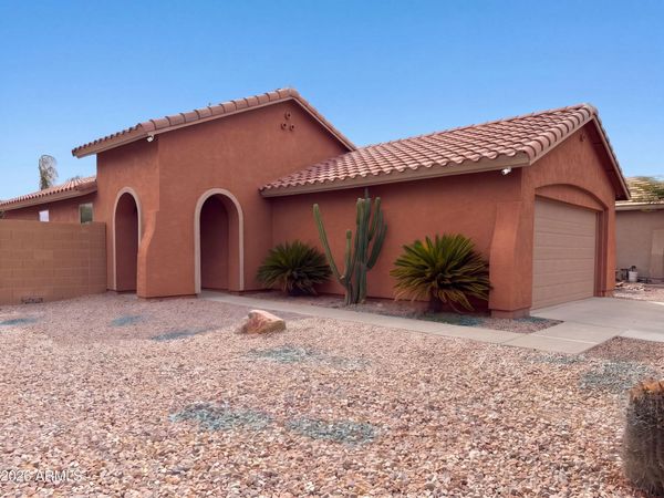 45983 W SHERIDAN Road, Maricopa, AZ 85139