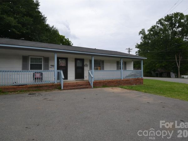 102 Sunset Drive , Stanley, NC 28164