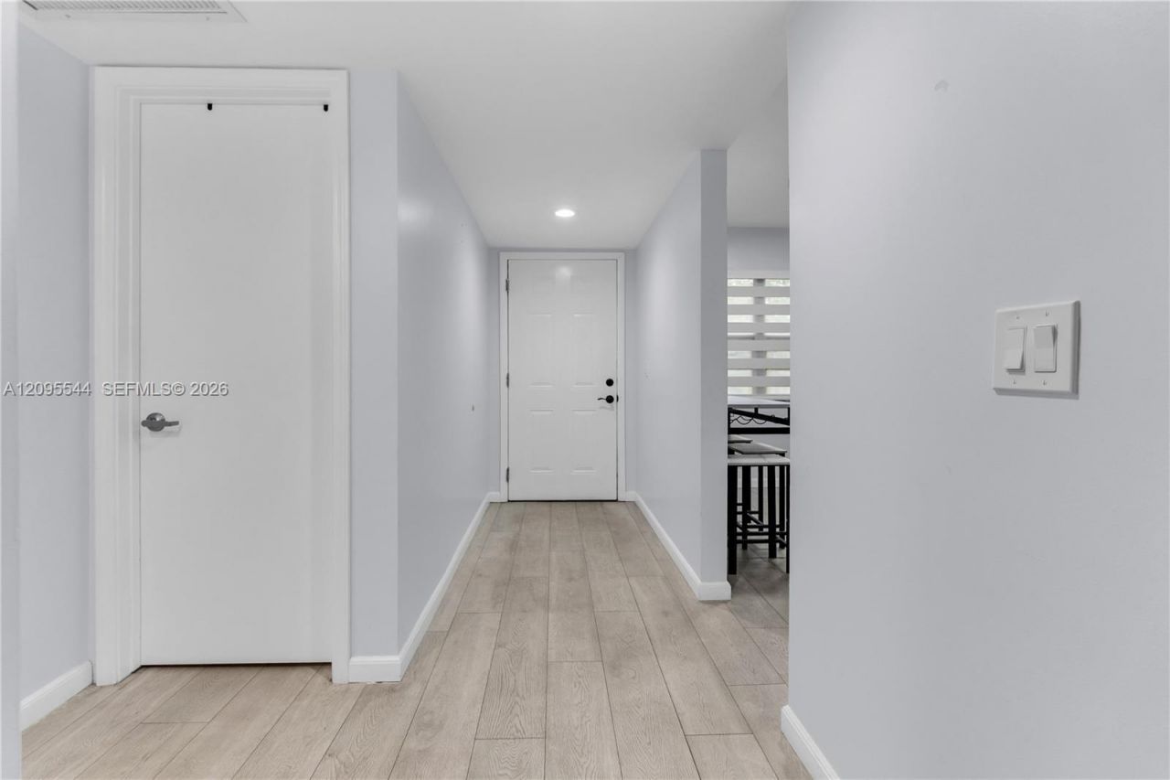 12500 SW 5th Ct , Unit 210M, Pembroke Pines, FL 33027 Photo