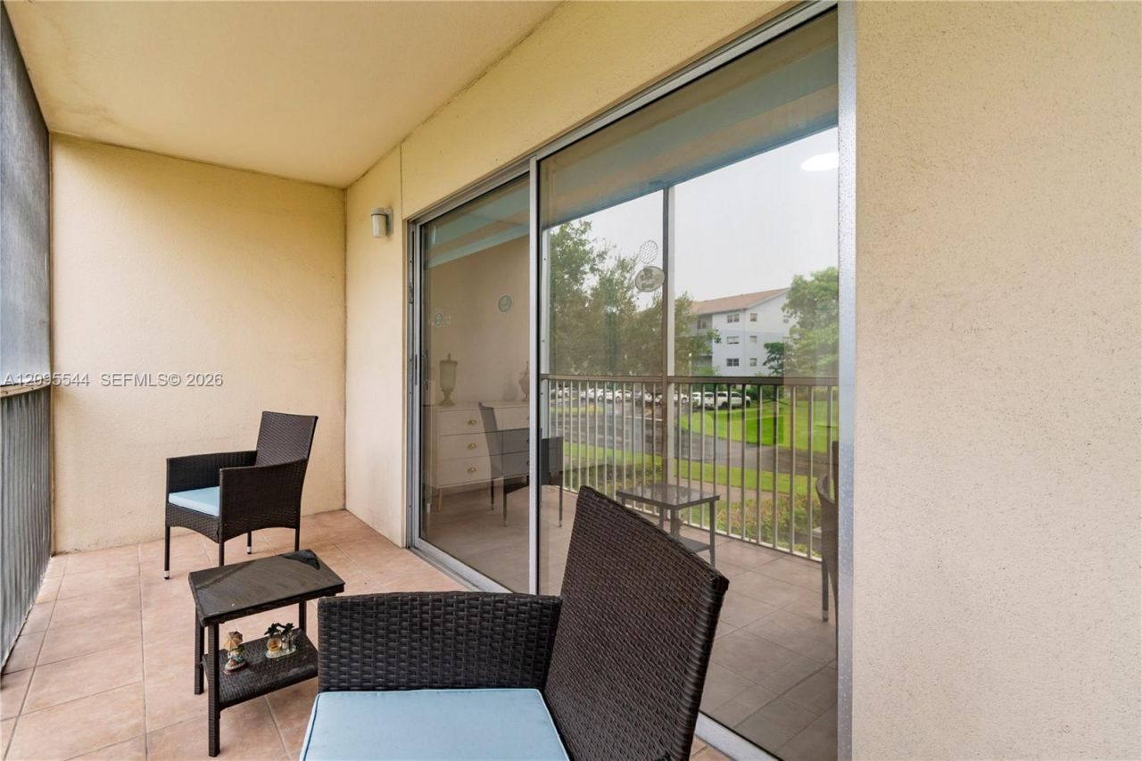 12500 SW 5th Ct , Unit 210M, Pembroke Pines, FL 33027 Photo