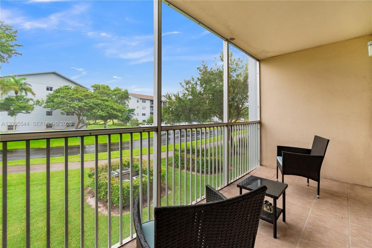 12500 SW 5th Ct , Unit 210M, Pembroke Pines, FL 33027 Photo