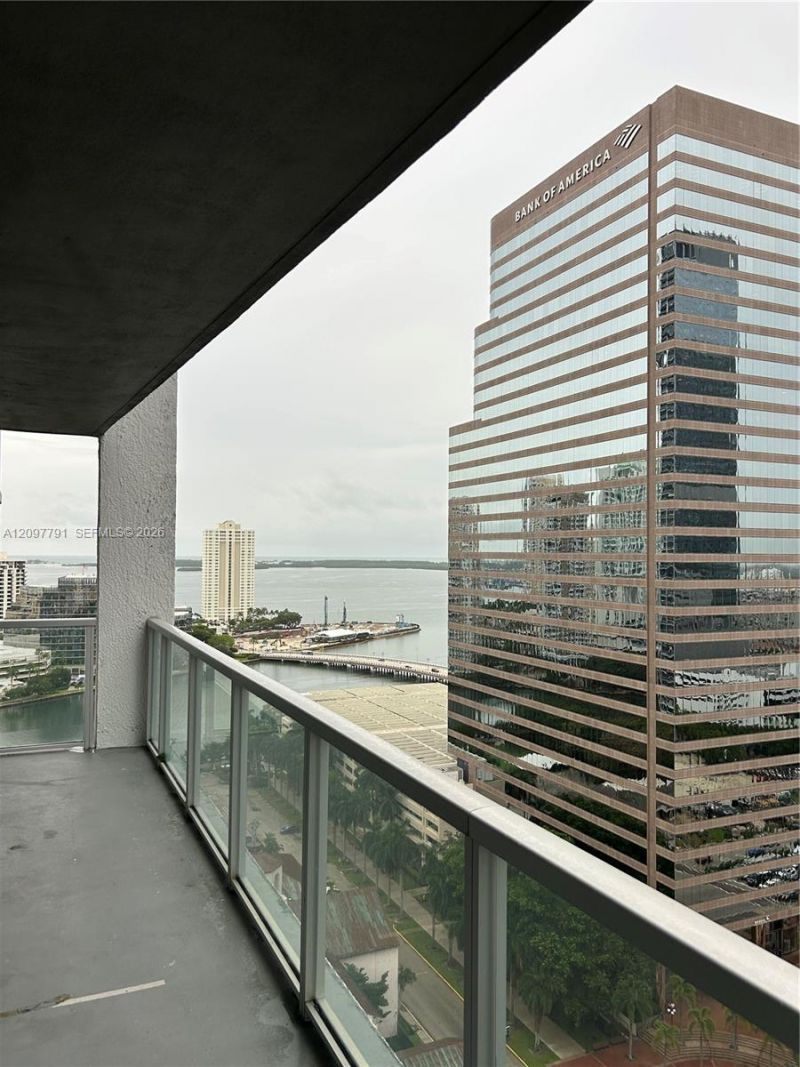 500 Brickell Ave , Unit 2304, Miami, FL 33131 Photo