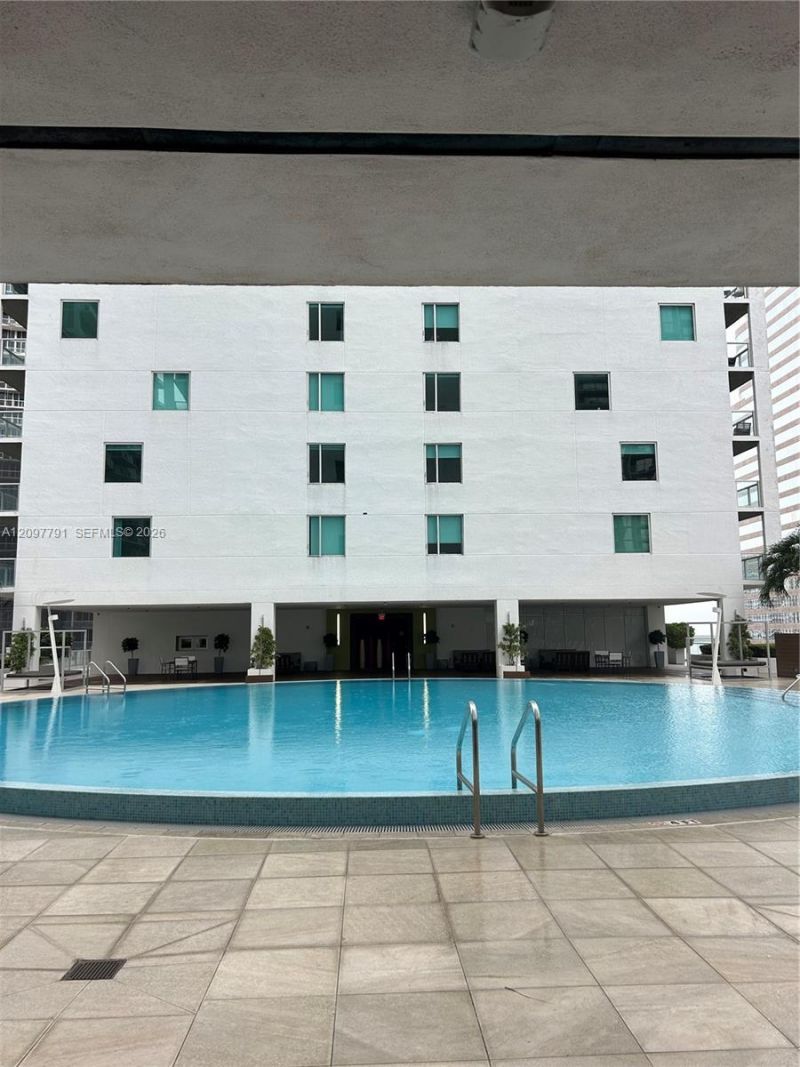 500 Brickell Ave , Unit 2304, Miami, FL 33131 Photo