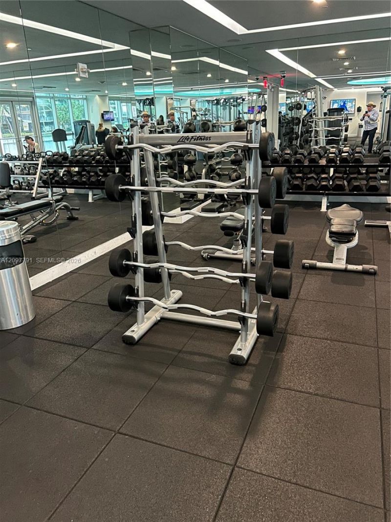 500 Brickell Ave , Unit 2304, Miami, FL 33131 Photo