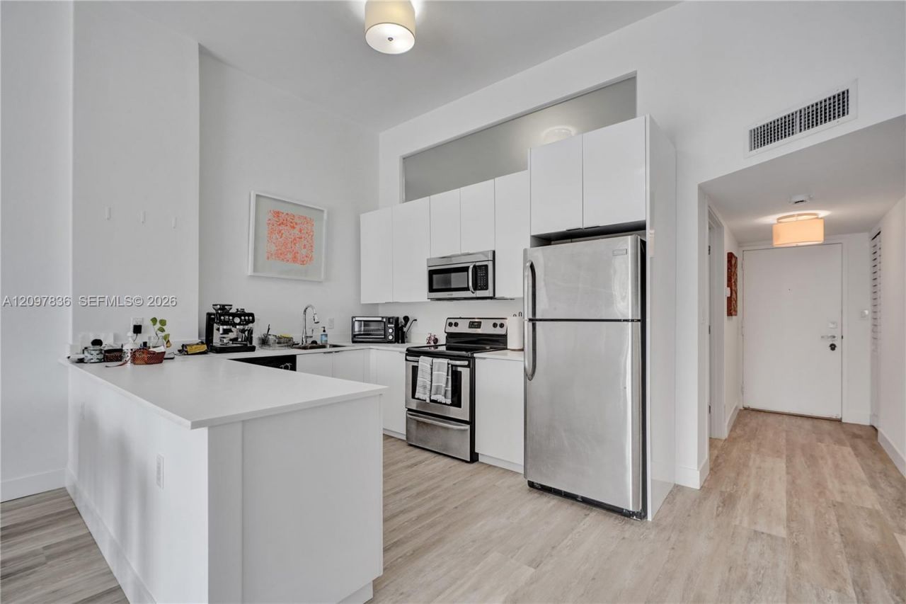2851 NE 183rd St, Unit 211E, Aventura, FL 33160 Photo