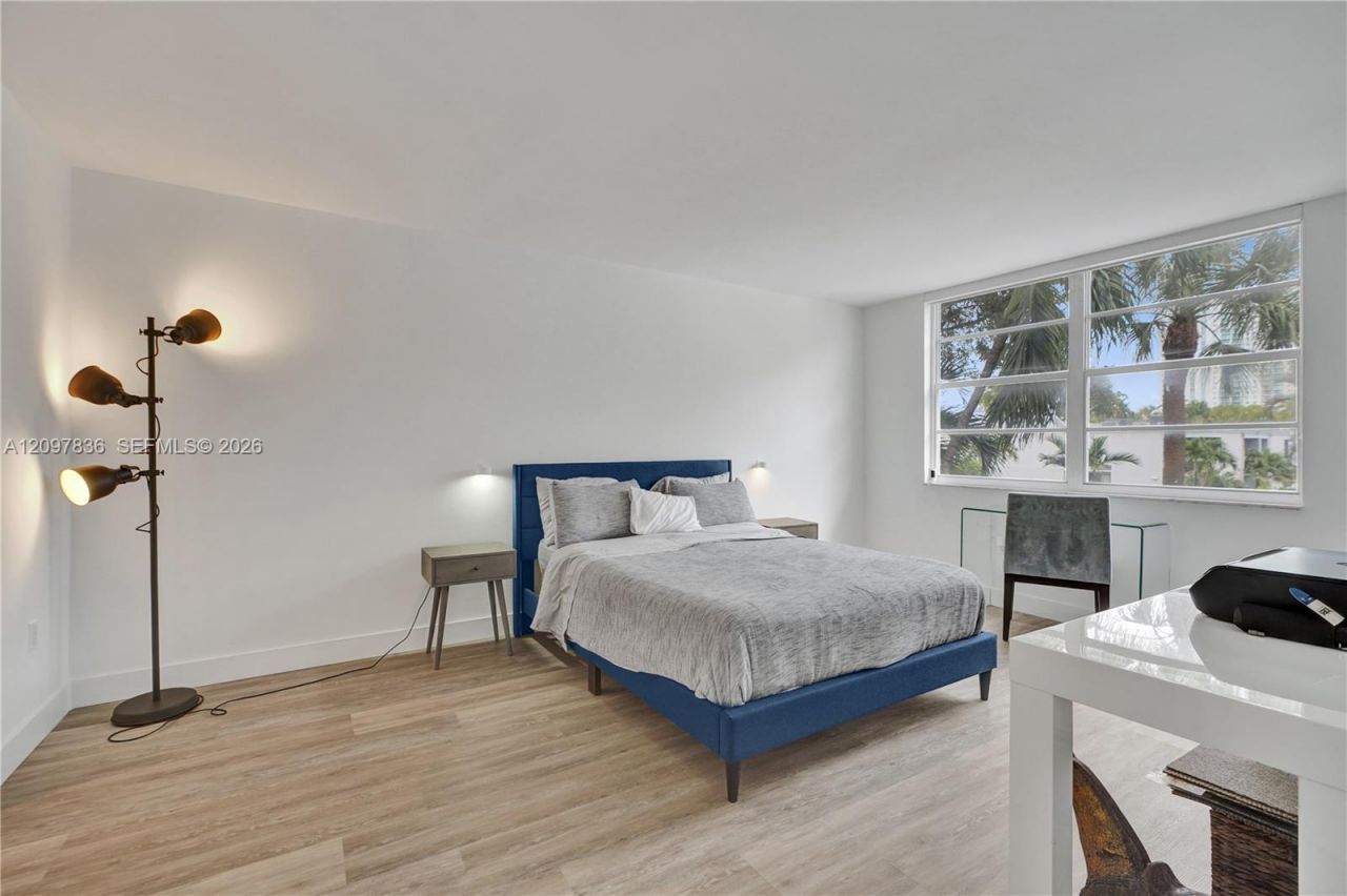 2851 NE 183rd St, Unit 211E, Aventura, FL 33160 Photo