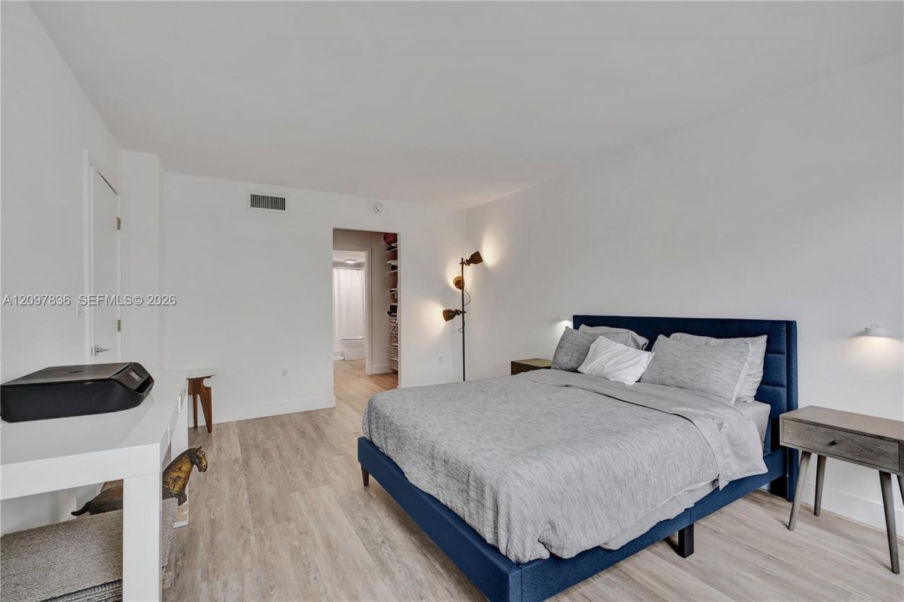 2851 NE 183rd St, Unit 211E, Aventura, FL 33160 Photo