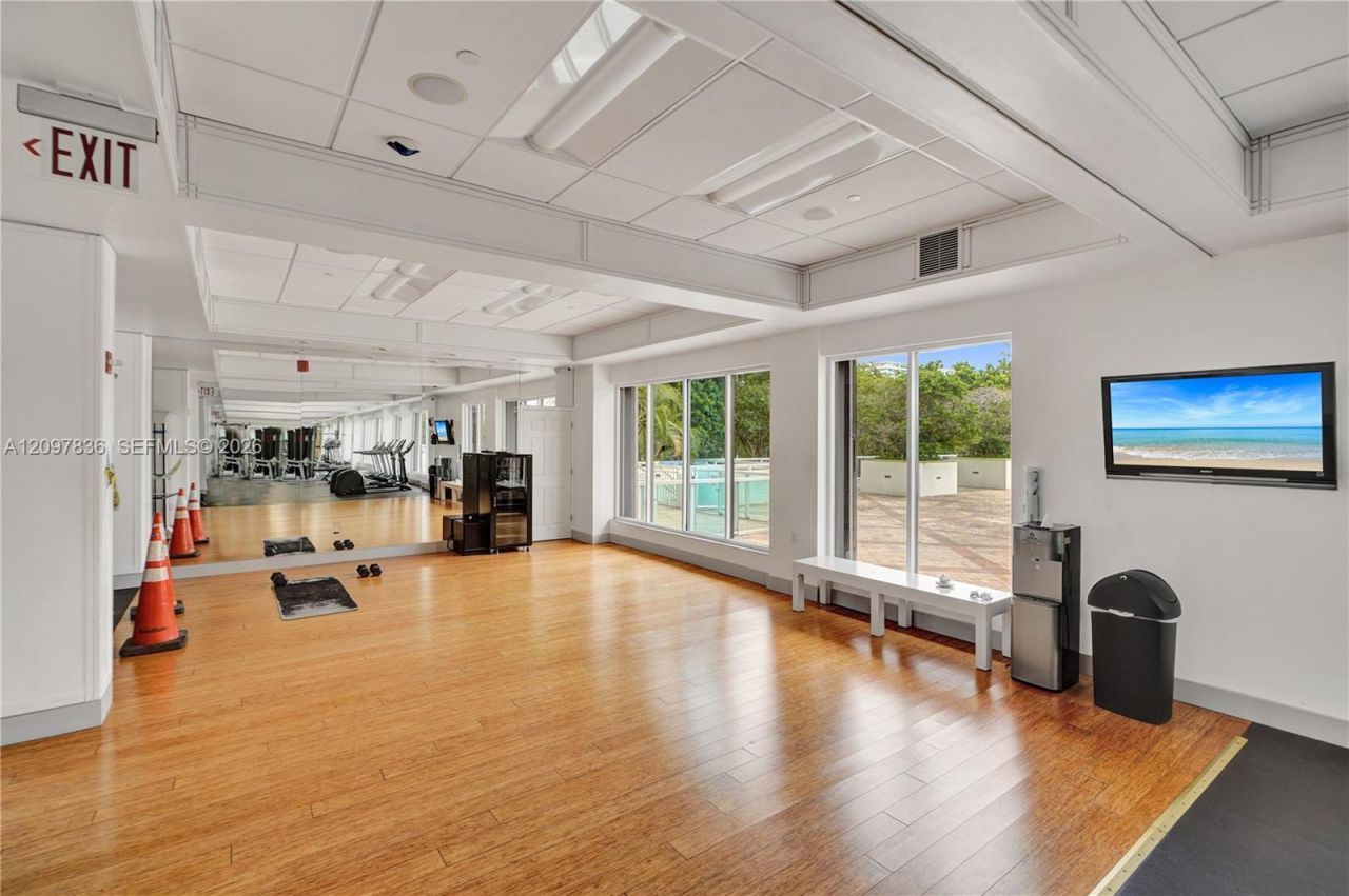 2851 NE 183rd St, Unit 211E, Aventura, FL 33160 Photo