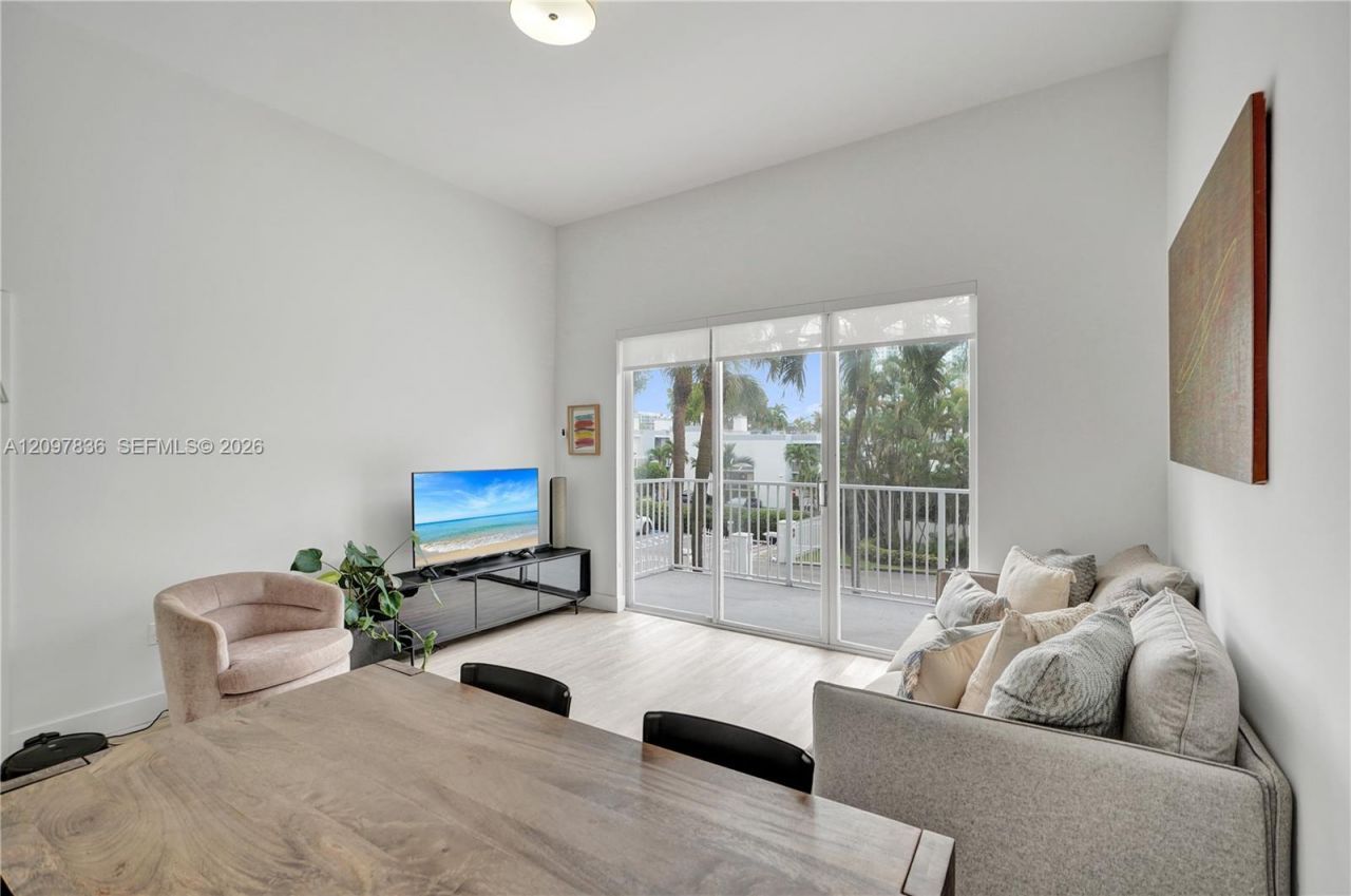 2851 NE 183rd St, Unit 211E, Aventura, FL 33160 Photo