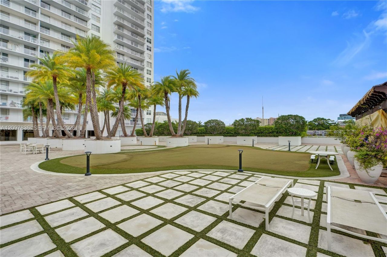 2851 NE 183rd St, Unit 211E, Aventura, FL 33160 Photo