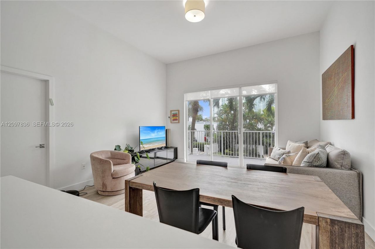 2851 NE 183rd St, Unit 211E, Aventura, FL 33160 Photo