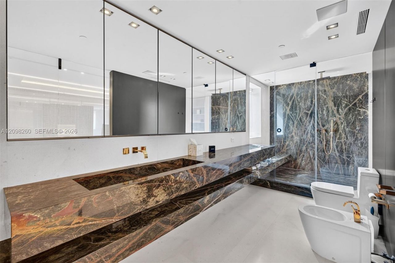 20165 NE 39th Pl, Unit 1103/1104, Aventura, FL 33180 Photo