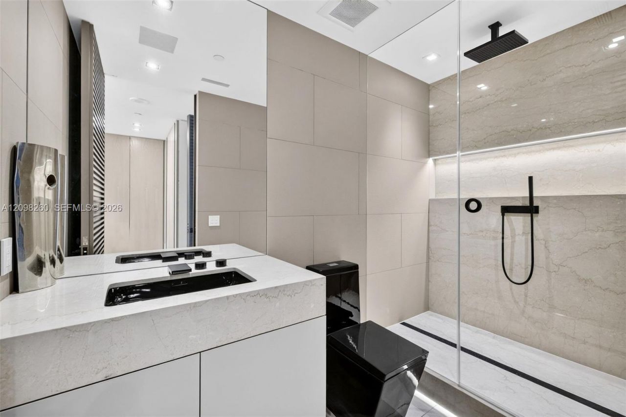 20165 NE 39th Pl, Unit 1103/1104, Aventura, FL 33180 Photo