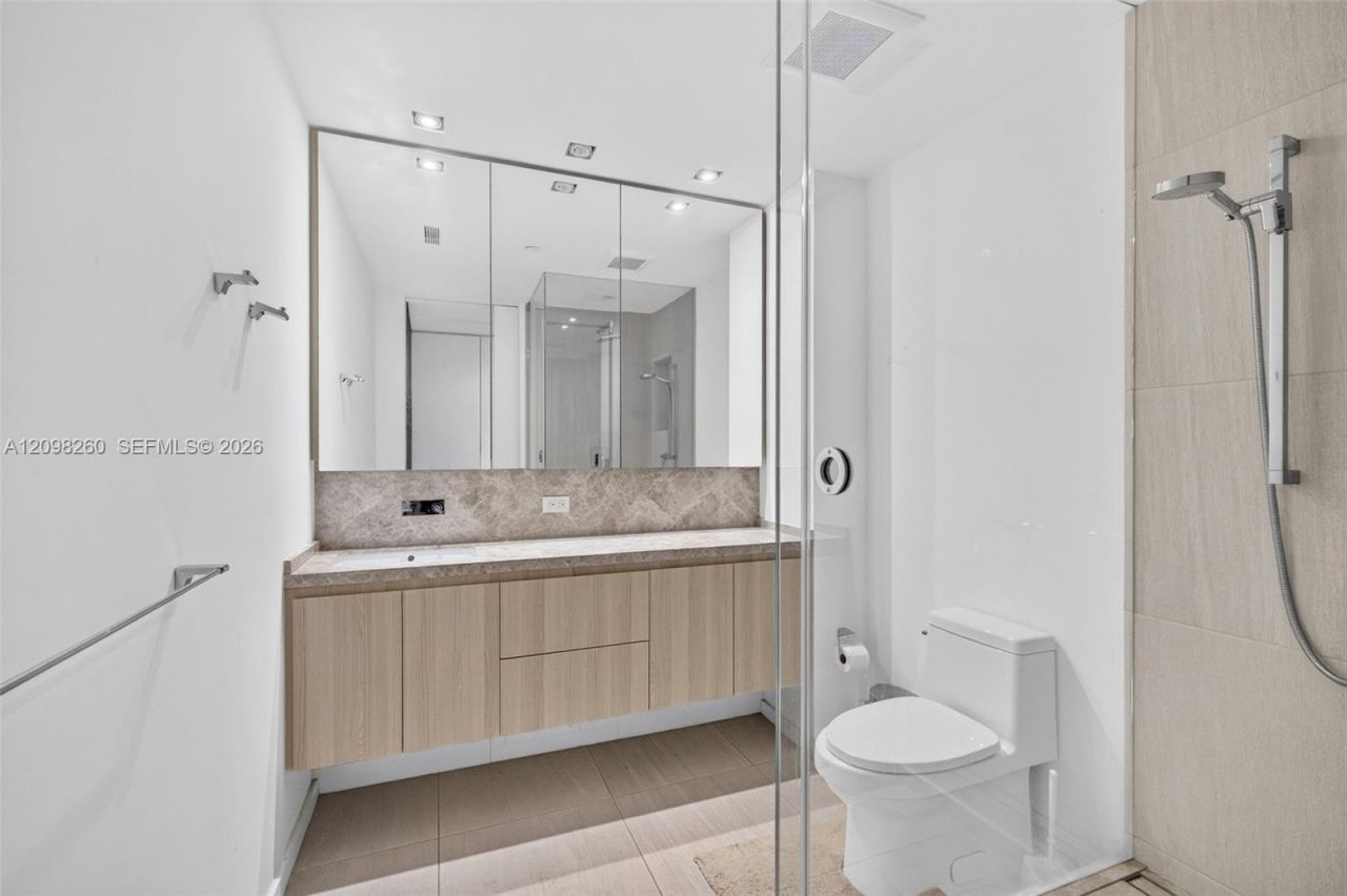 20165 NE 39th Pl, Unit 1103/1104, Aventura, FL 33180 Photo
