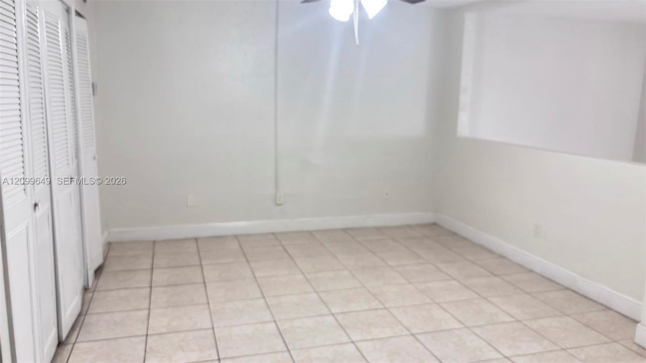 10905 N Kendall Dr , Unit 406, Miami, FL 33176 Photo