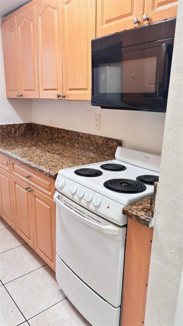 10905 N Kendall Dr , Unit 406, Miami, FL 33176 Photo