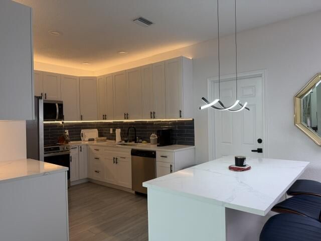 10452 Lake Vista Circle, Boca Raton, FL 33498 Photo