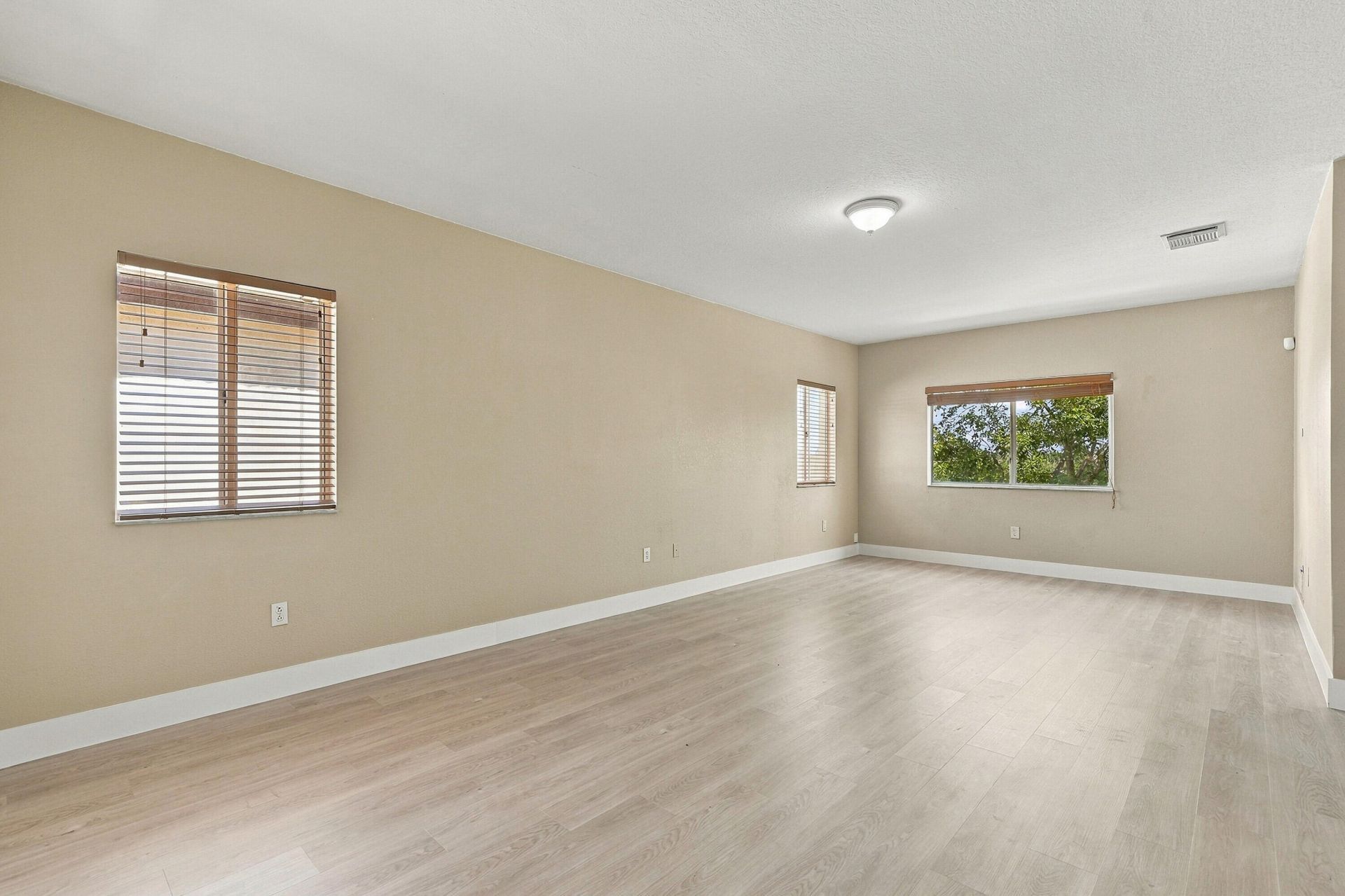 22121 SW 87th Place, Cutler Bay, FL 33190 Photo