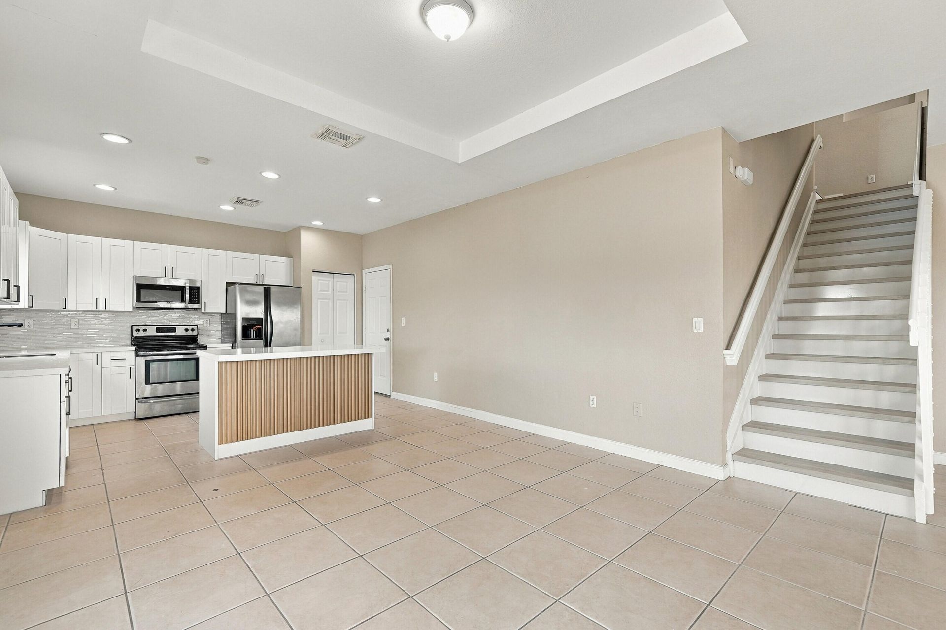 22121 SW 87th Place, Cutler Bay, FL 33190 Photo