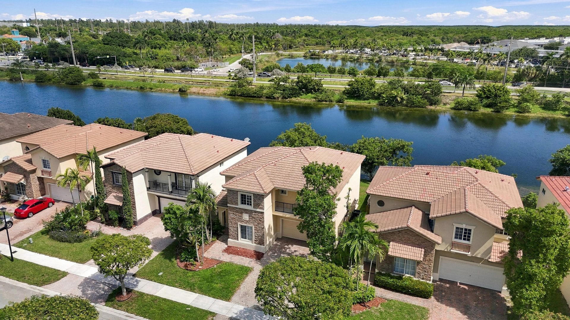 22121 SW 87th Place, Cutler Bay, FL 33190 Photo