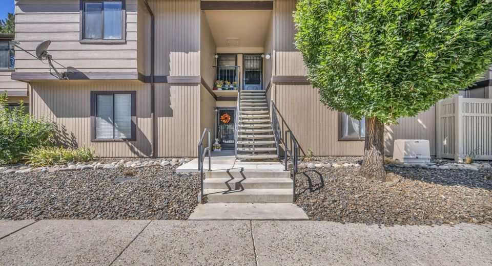 5015 Reggie Road, Reno, NV 89502 Photo
