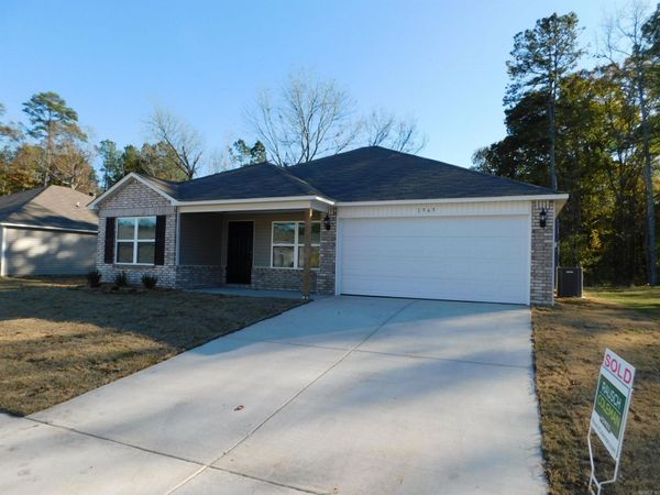 1965 Auburn Hills, Benton, AR 72015