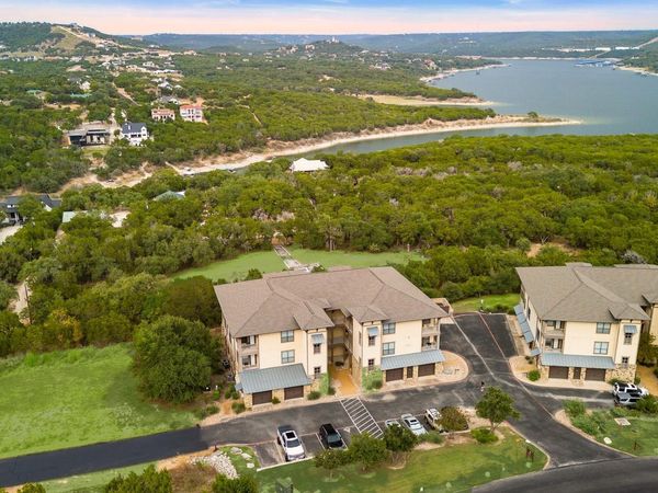 17800 Edgewood WAY, Unit 202, Jonestown, TX 78645