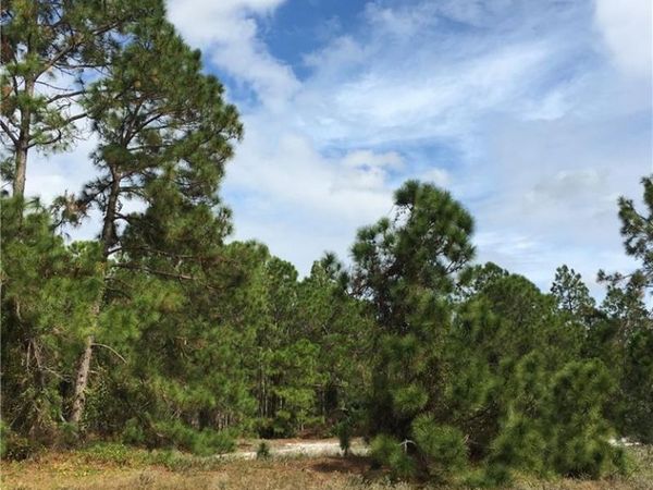 47th AVE NE, NAPLES, FL 34120