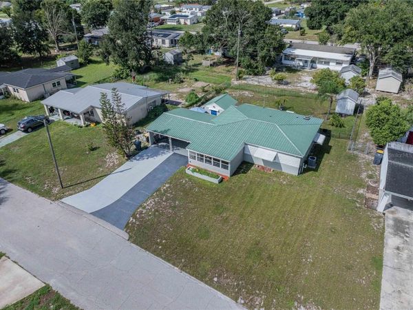 506 THOMAS AVENUE , FROSTPROOF, FL 33843