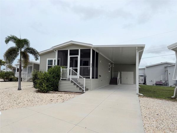 612 CAREFREE , VENICE, FL 34285