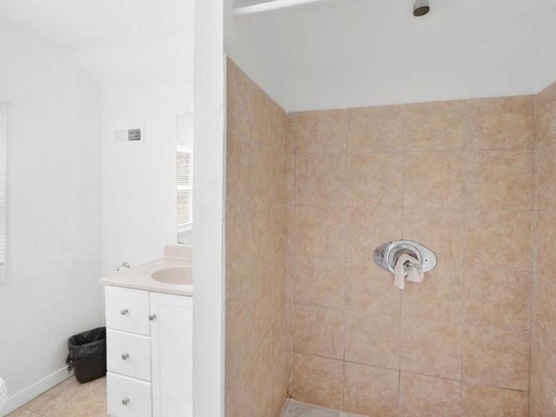 589 Blair Avenue, Cincinnati, OH 45229 Photo 58
