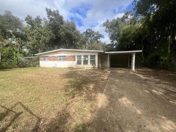 824 Cochran Drive , Tallahassee, FL 32301