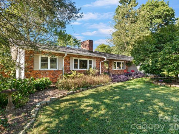 18 Northwood Road, Asheville, NC 28804