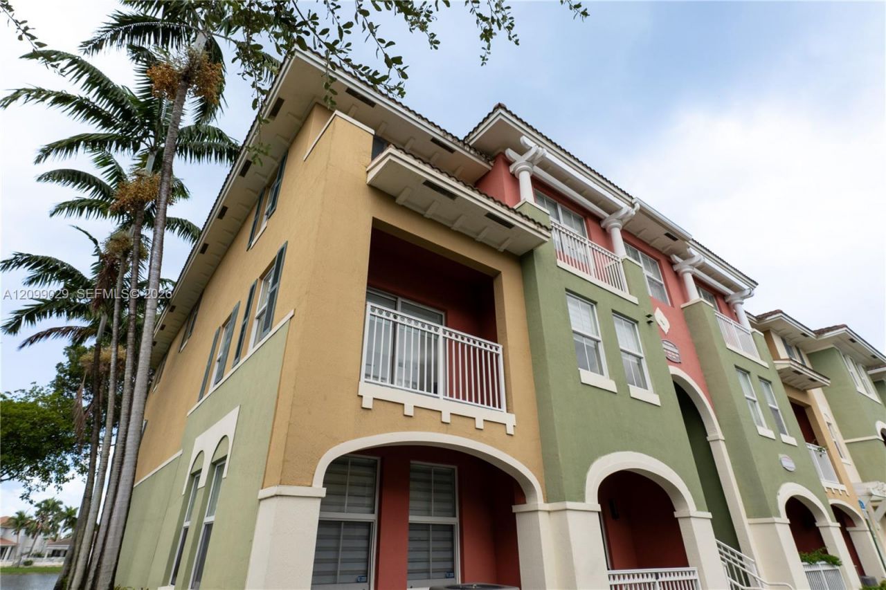 11101 NW 83rd St , Unit 201, Doral, FL 33178 Photo