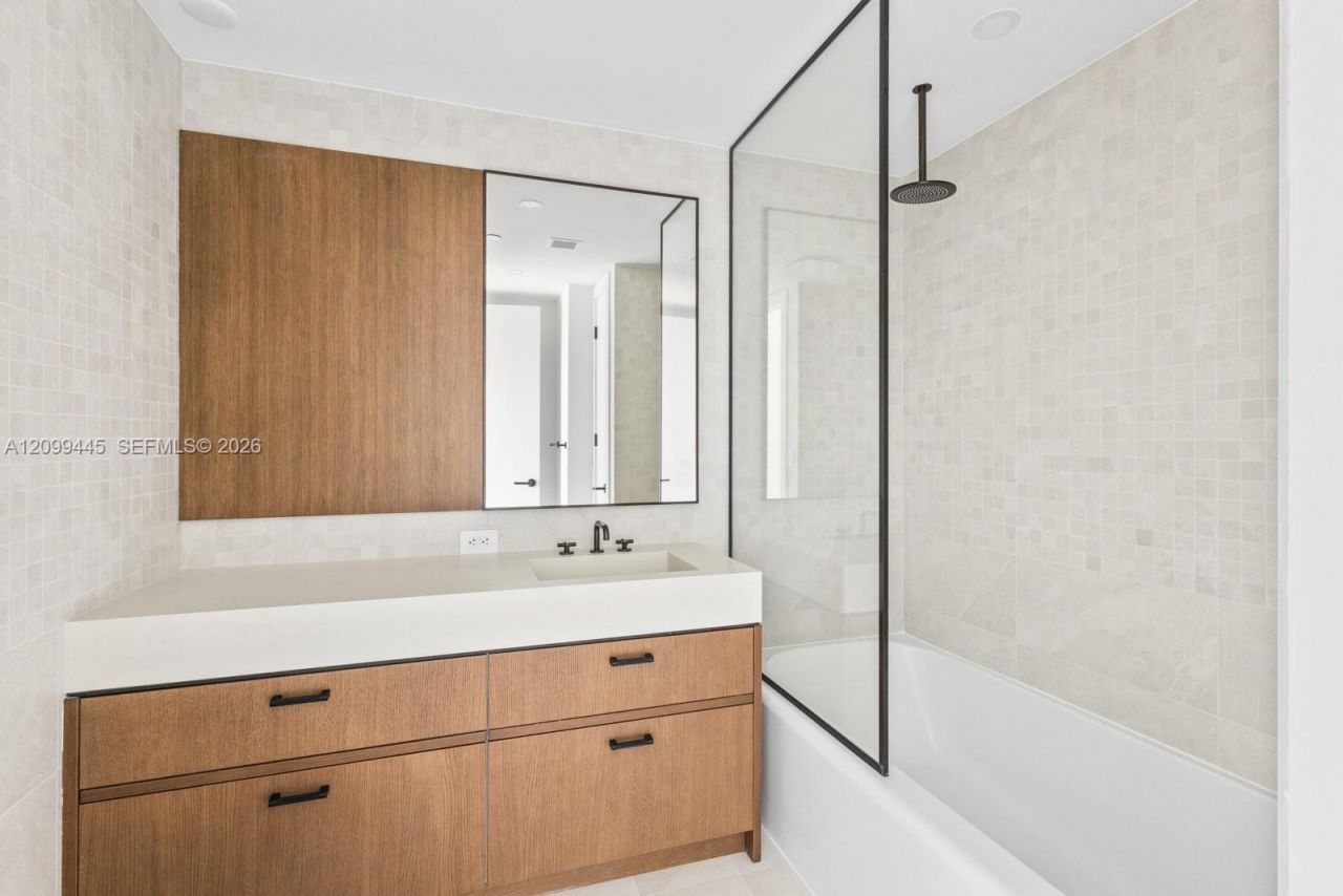 2200 Brickell Ave, Unit 201, Miami, FL 33129 Photo