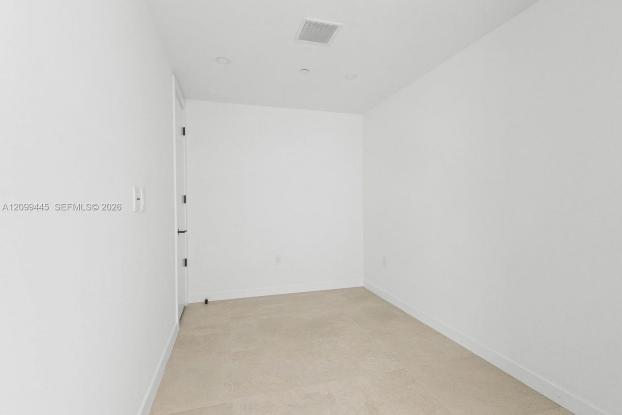 2200 Brickell Ave, Unit 201, Miami, FL 33129 Photo